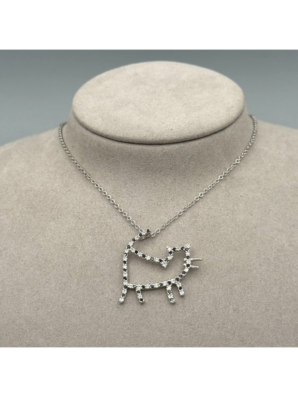 Silver Tone Mod Kitty Cat Black Rhinestone Pendant Necklace